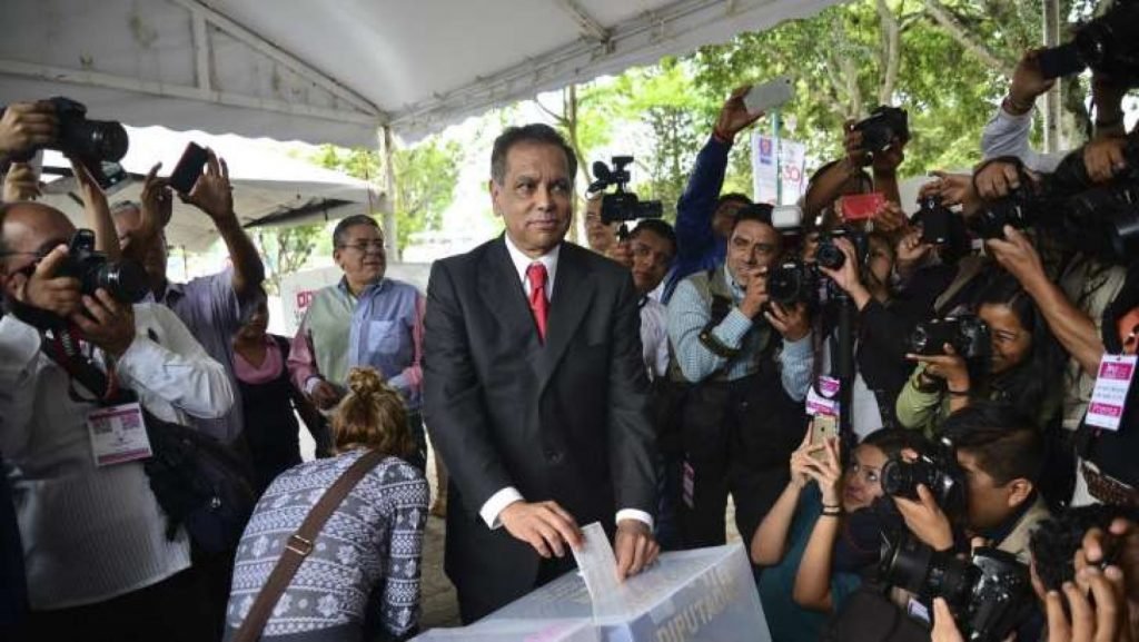 Miguel Ángel Yunes ahora va por Fidel Herrera