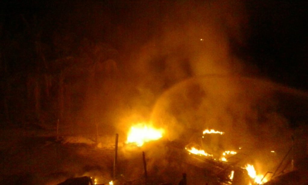 incendio de una casa en el barrio corralito2