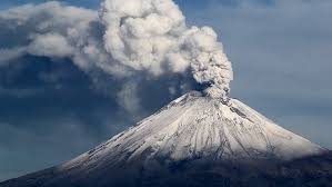 El volcán Popocatépetl erupciona tras el terremoto