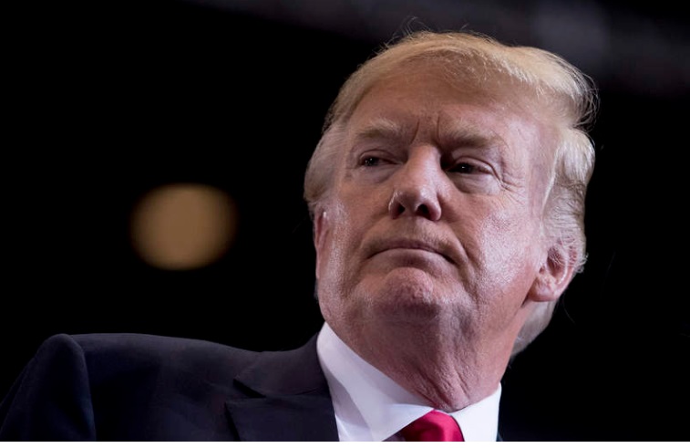 Impone Trump aranceles del 25% a importaciones de China de 50,000 mdd
