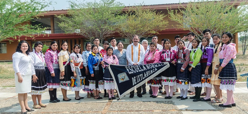 Oaxaca, sede de encuentro de escuelas normales con enfoque intercultural bilingüe