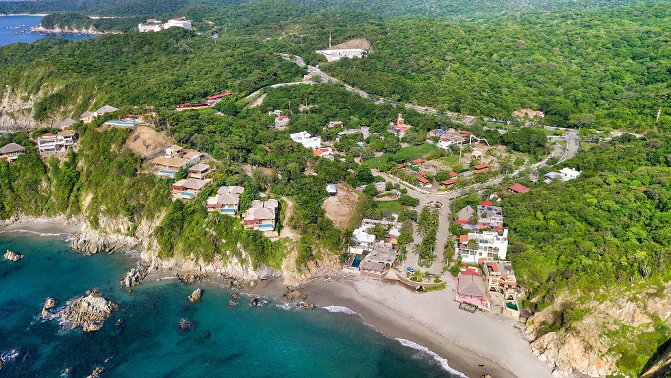 La bella playa “la bocana” en Huatulco