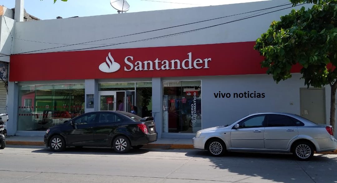 Cajeros automáticos de Santander se roba el depósito de clientes en Juchitán