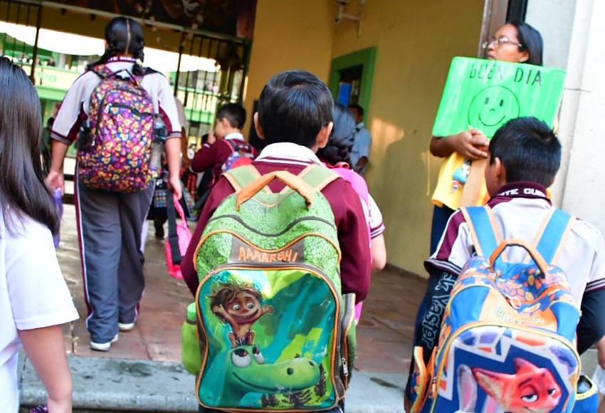 Recomienda IEEPO a escuelas reforzar medidas de seguridad para la entrada y salida del alumnado