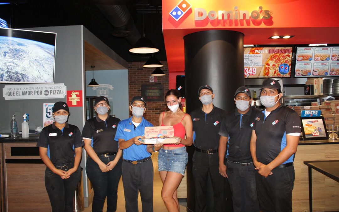 DORISMAR FUE INVITADA A UNA DEGUSTACIÓN DE PIZZAS EN HUATULCO