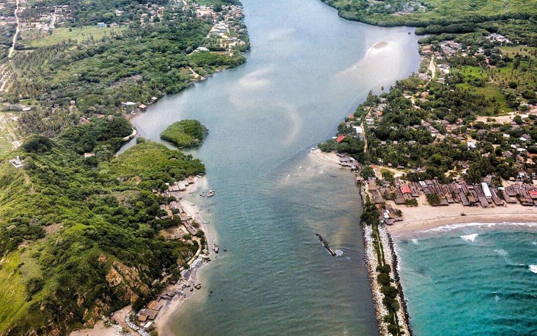 ENIGMÁTICAS Y VÍRGENES SE CONSERVAN LAS “LAGUNAS DE CHACAHUA” Y EL PRESTIGIADO FOTÓGRAFO: OMAR MAYA CALVO.
