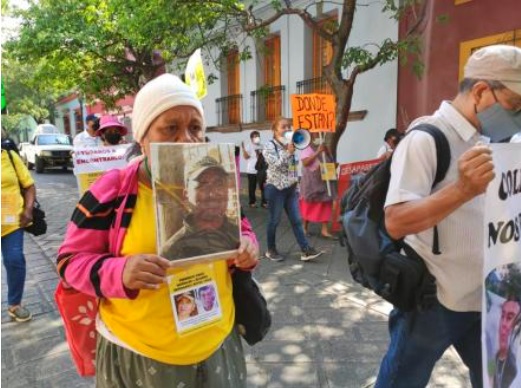 Madres de Oaxaca toman las calles para exigir localización con vida de sus hijos desaparecidos