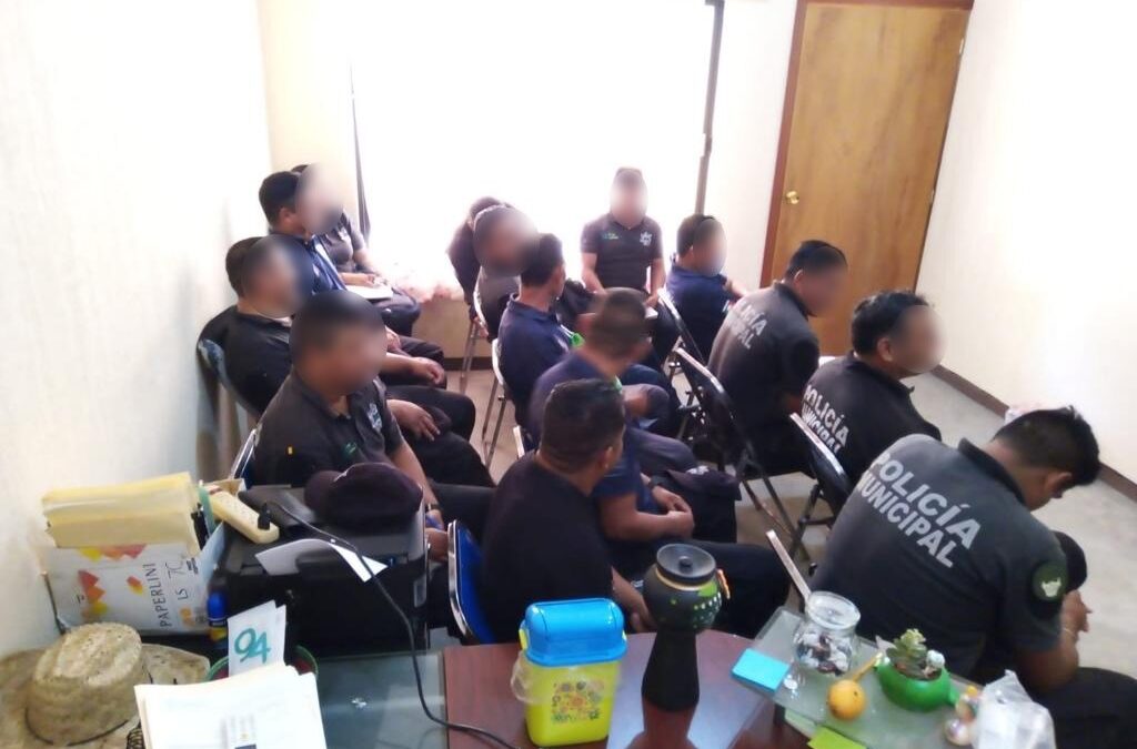 FGEO imparte cursos a primeros respondientes del municipio de Santiago Niltepec y San Pedro Comitancillo, a fin de redoblar esfuerzos en trabajos de seguridad en la región del Istmo