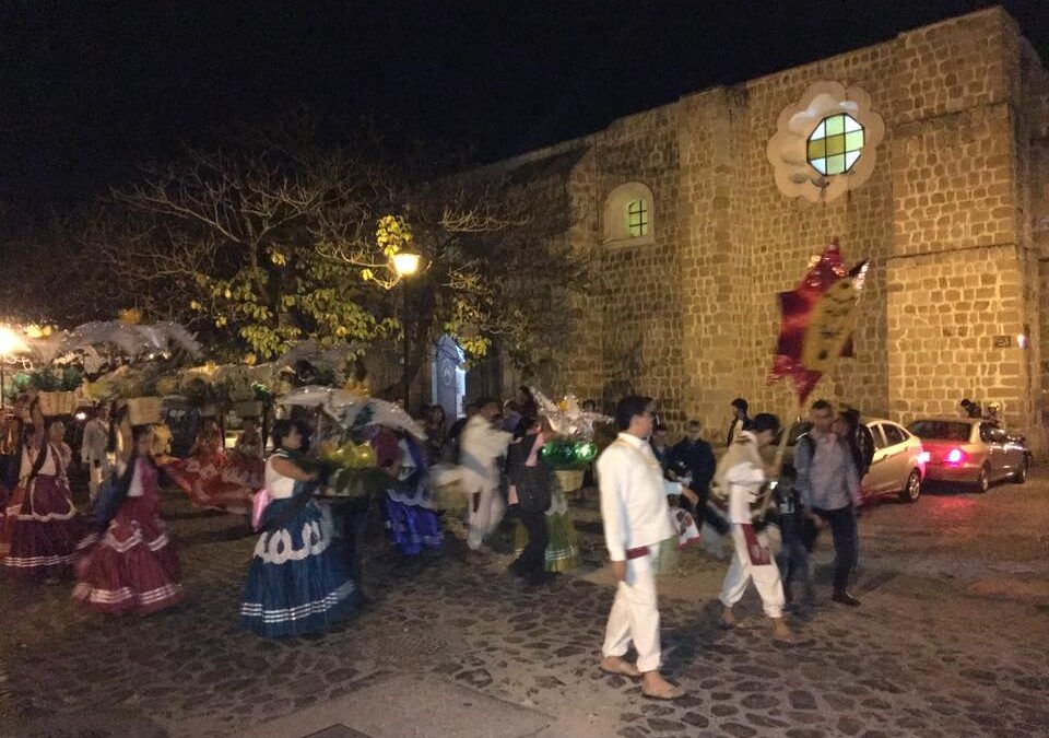 El bellísimo Barrio de Jalatlaco y el Artista Kevin Navarro, quien nació en este lugar y está conquistando muchos lugares a través de su arte.