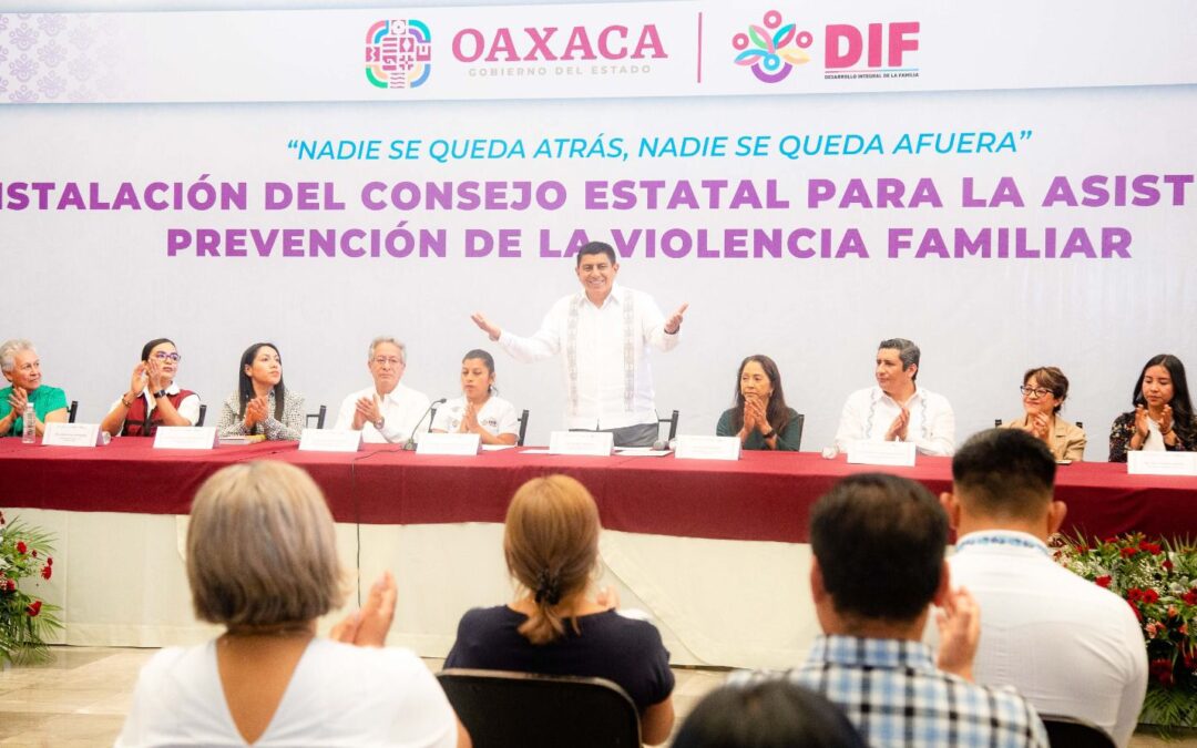 Instala Salomón Jara Consejo Estatal para la Asistencia  y la Prevención de la Violencia Familiar