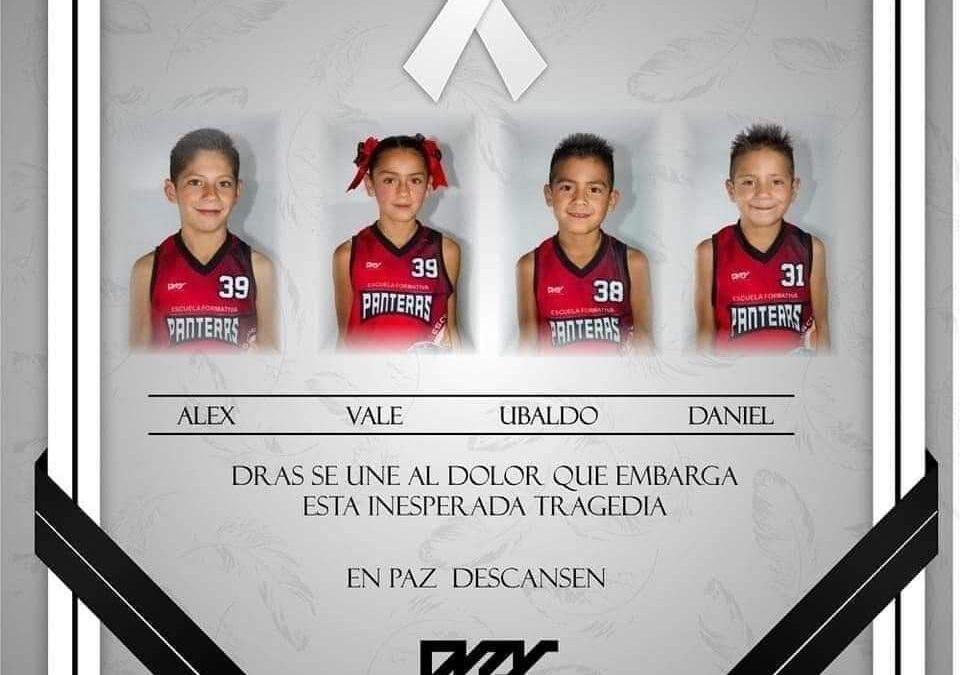 El basquetbol está de luto. Eran niños basquetbolistas los que viajaban en la ranger azul que chocó en la autopista #Oaxaca – #Cuacnopalan, a la altura de #Huitzo.