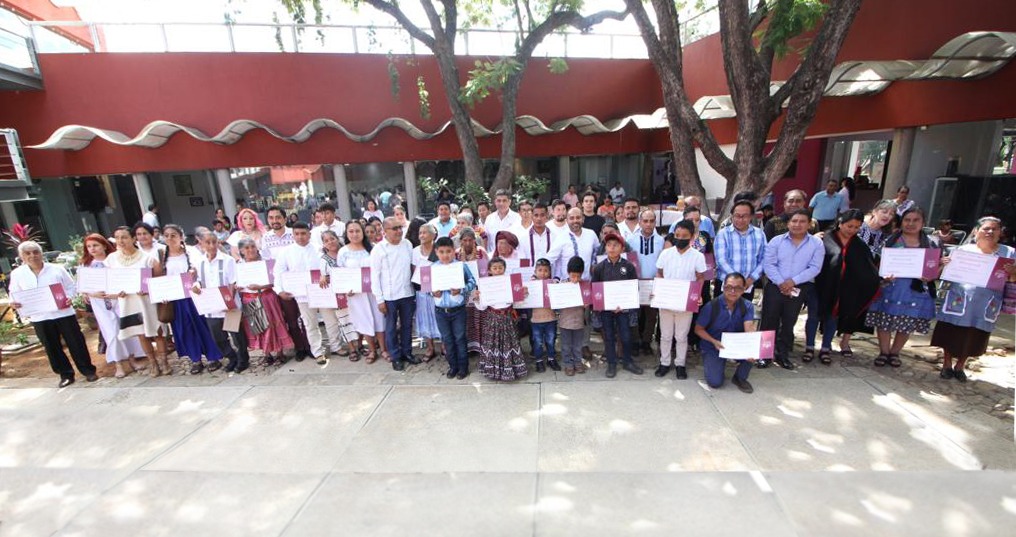 Entregan IFPA y Fonart el XXIII Premio Estatal de Arte Popular Benito Juárez 2023