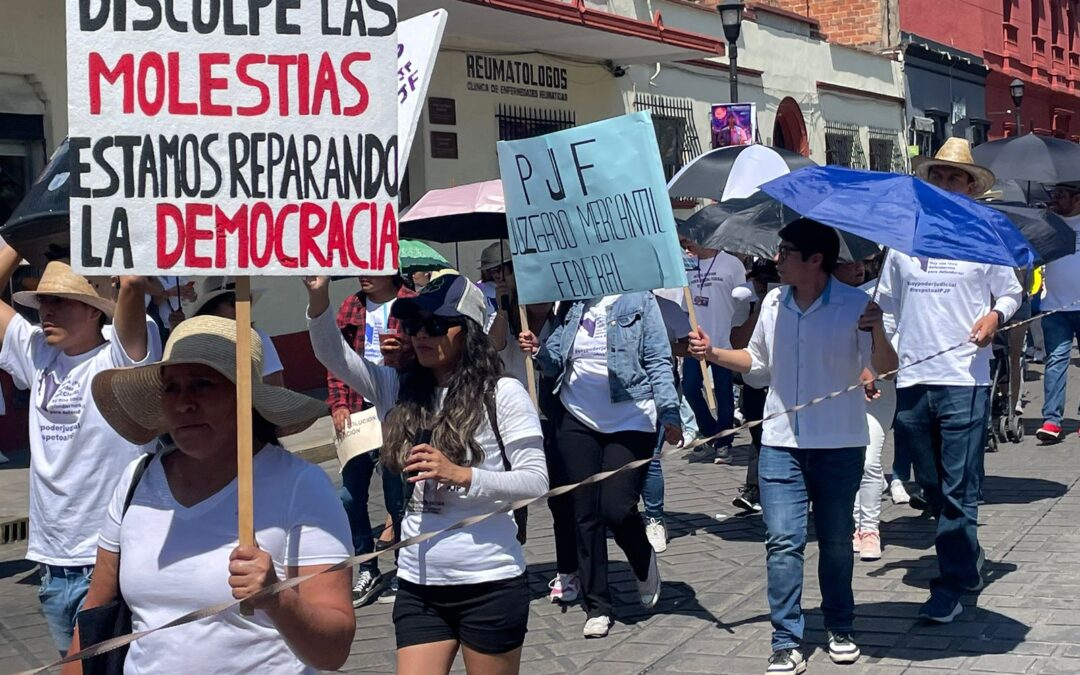 Se suma Oaxaca a marcha nacional para defender al Poder Judicial