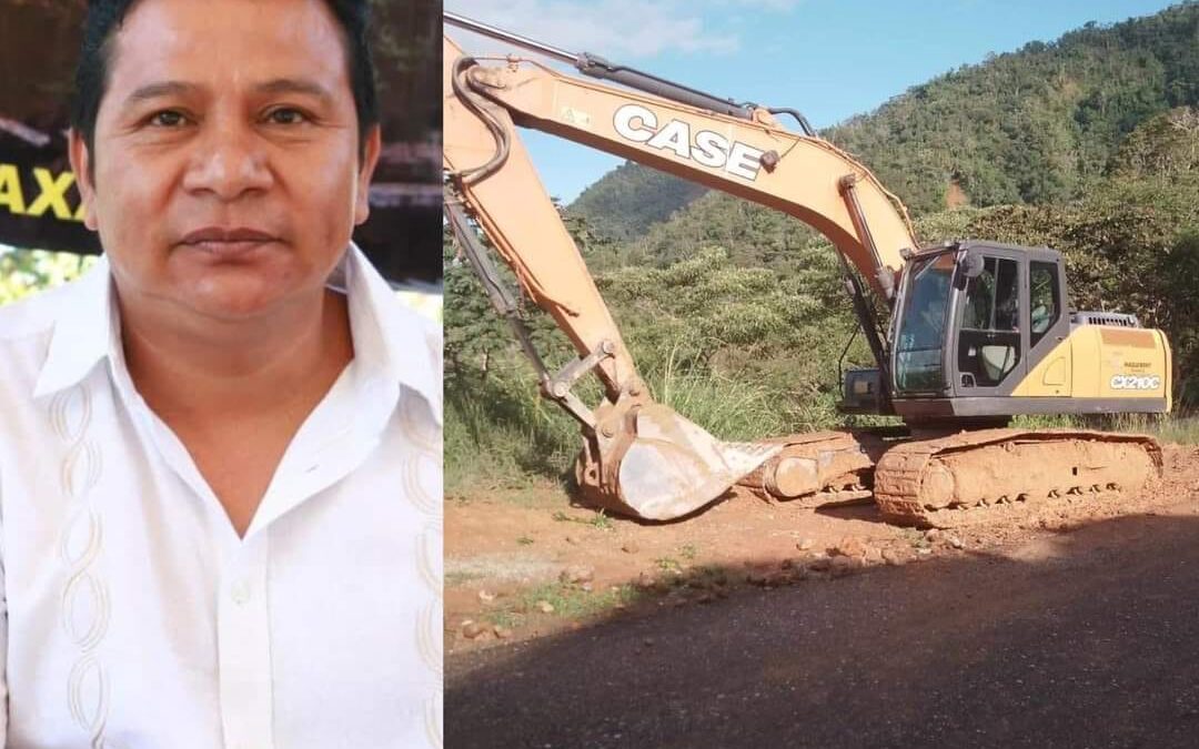 Presidente municipal de Pluma Hidalgo se niega a pagar gastos médicos del operador de su maquinaria.
