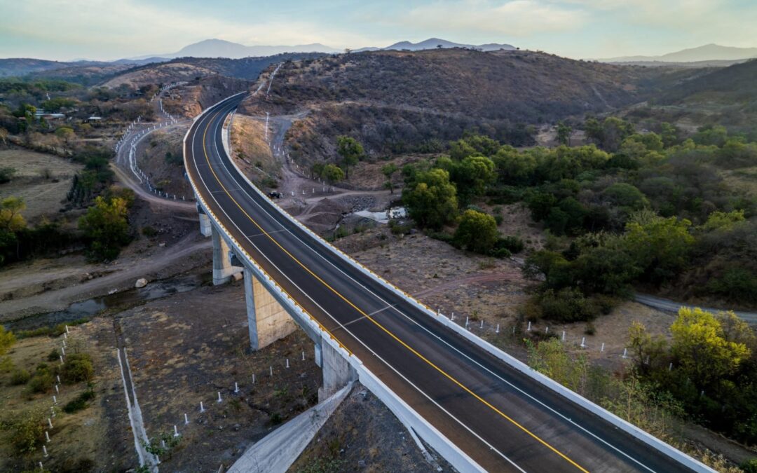 La nueva autopista Oaxaca-Puerto Escondido detonará la economía del estado: Sedeco