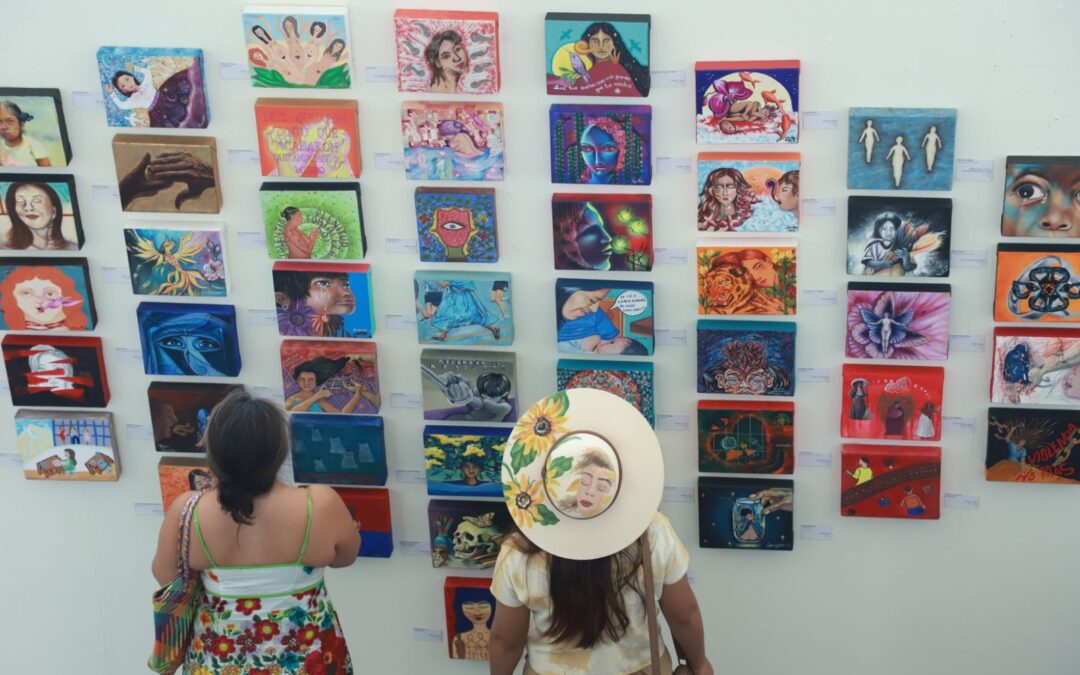 Invitan a la exposición Identidades Femeninas, entre Puentes de Liberación