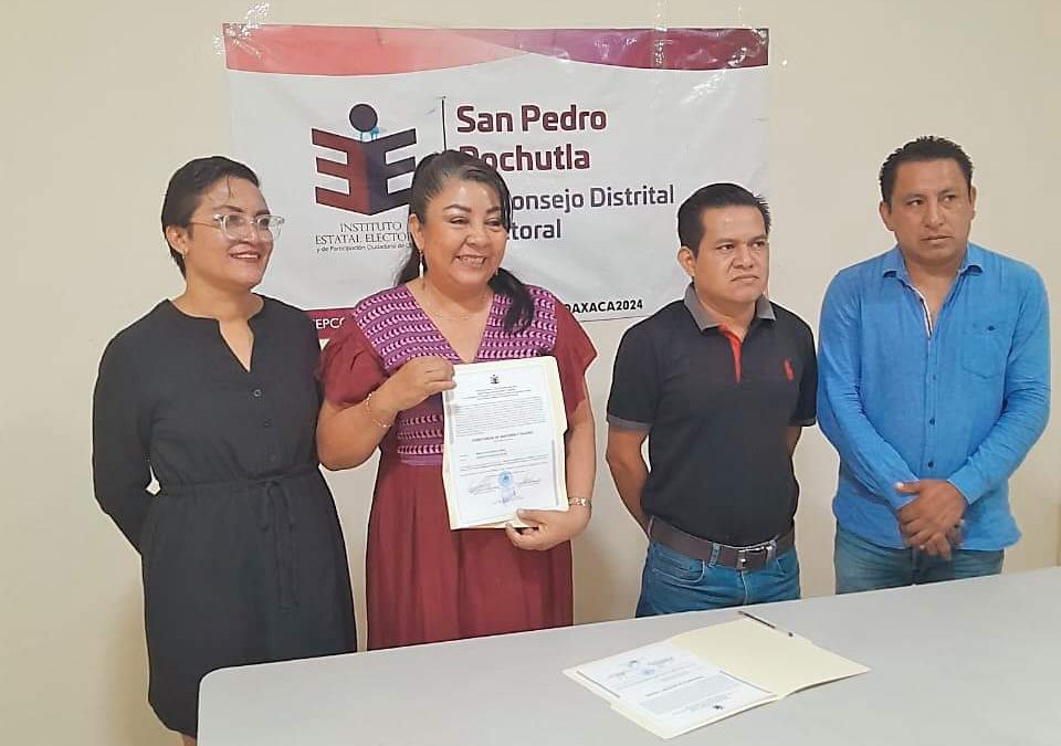Mary Velasco obtiene 44239 votos: