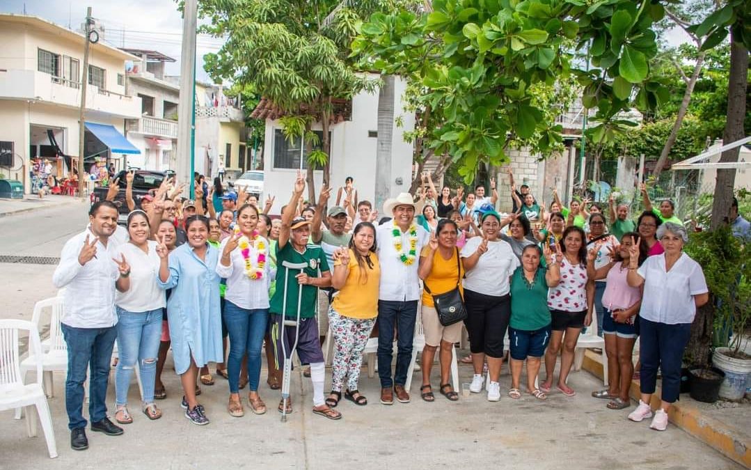Nuestra gira de agradecimiento continúa Julio Cárdenas julio
