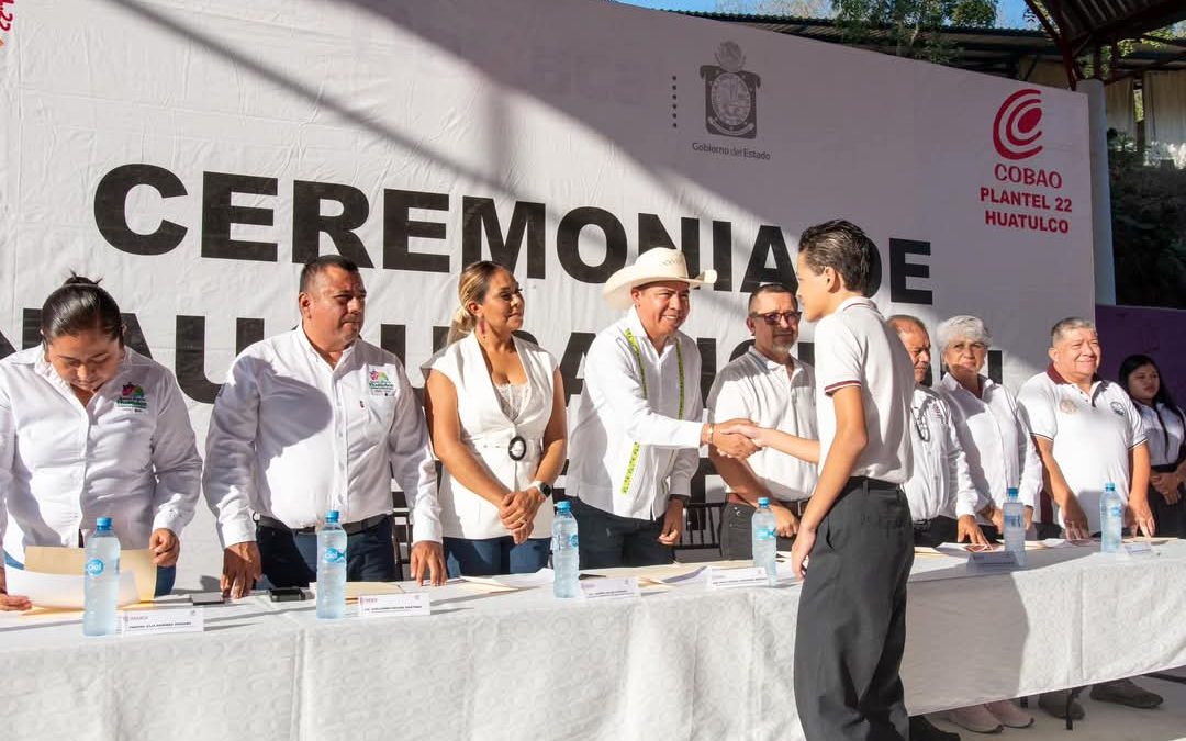Asistimos a la ceremonia de Inauguración del nuevo ciclo escolar del COBAO plantel 22 Huatulco✅