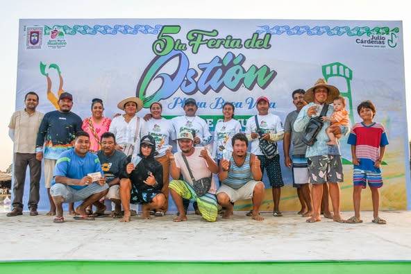Huatulco vivió una gran Quinta Feria del Ostión en Playa Boca Vieja🦪