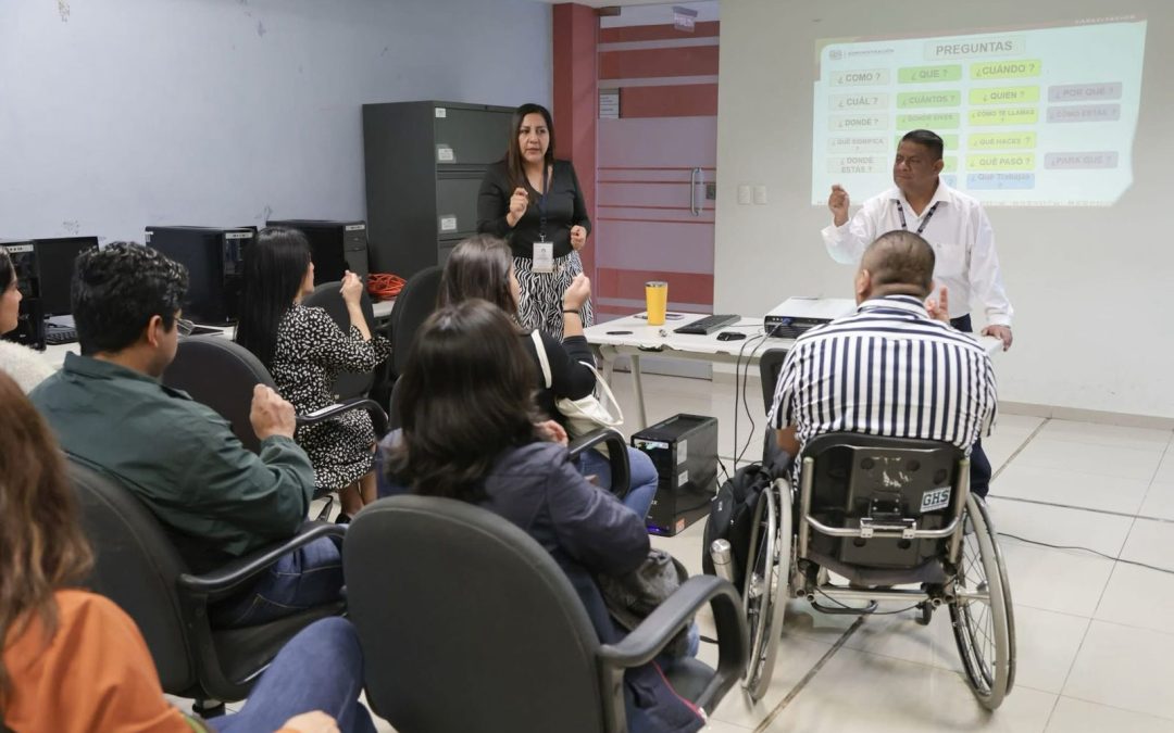 Capacita SA en lengua de señas mexicanas para garantizar la atención inclusiva