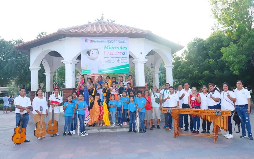 Miércoles Cultural en el Parque de La Crucecita 🎶
