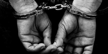 Policias estatales detienen a sujeto armado en Zaachila