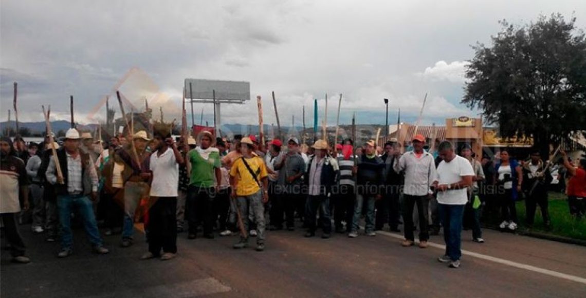 Jaque Mate / Educación regresiva