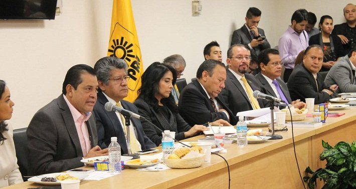 Debe hacienda 400 millones de pesos a ciudad Neza; recortes a los más débiles, los municipios