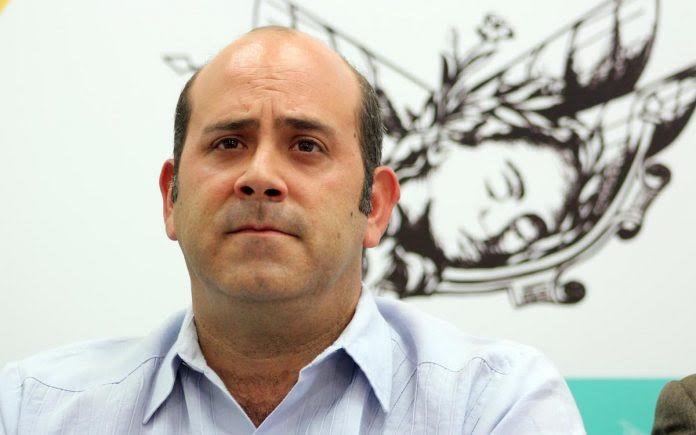 Delegado de Economía y ex Edil Ugartechea, coludidos en venta de presa Rompepicos