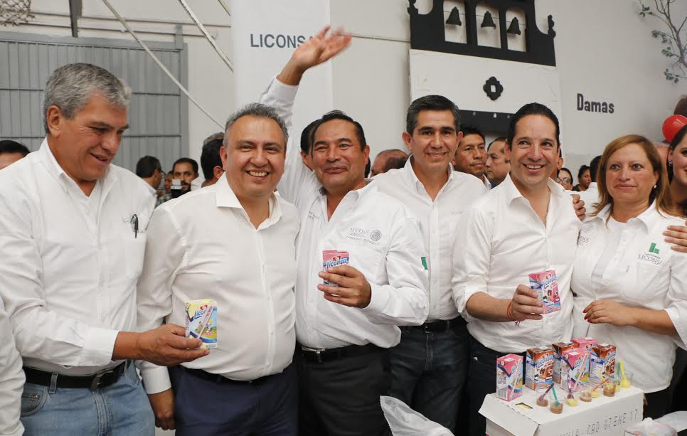 Incrementa Liconsa 30 por ciento lecherías en Querétaro