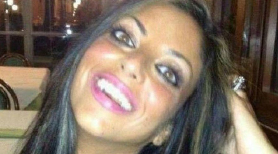 Italiana se suicida por difusión en Internet de video sexual