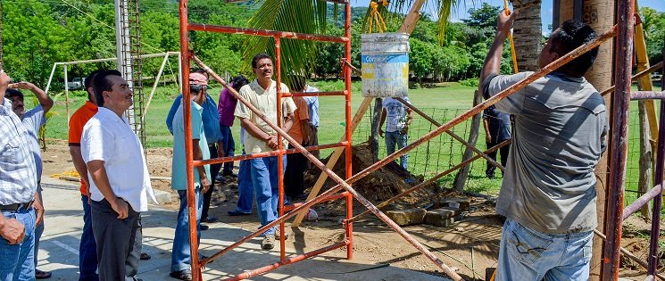 Supervisa Darío Pacheco Techado en Hacienda Vieja