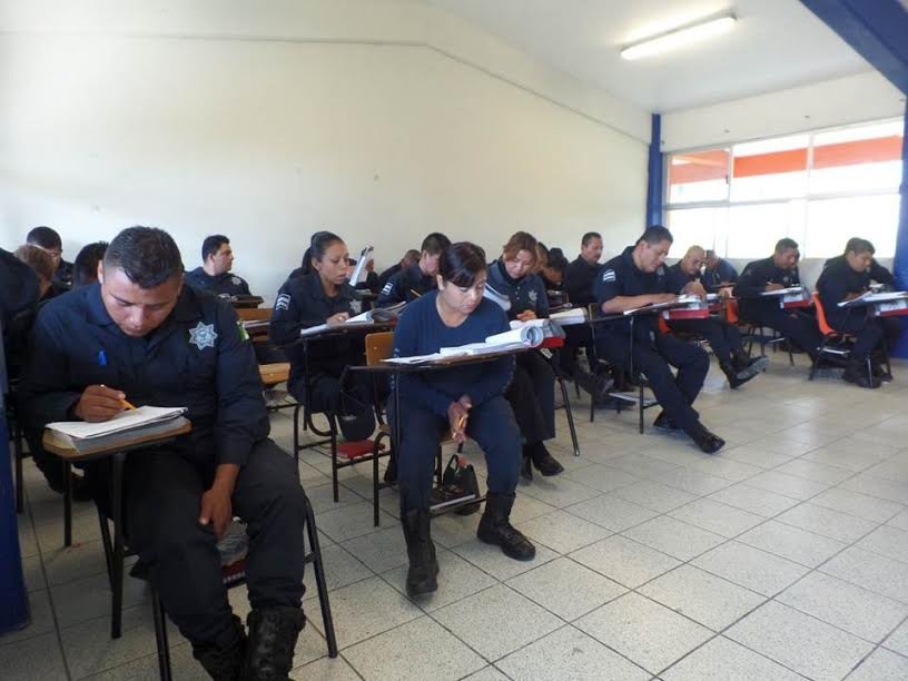 Continúa capacitación y profesionalización de cuerpos policiales:SSPO