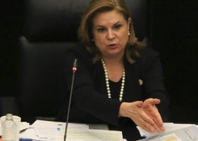 Cervantes va a PGR; Arely Gómez a la SFP, propone EPN