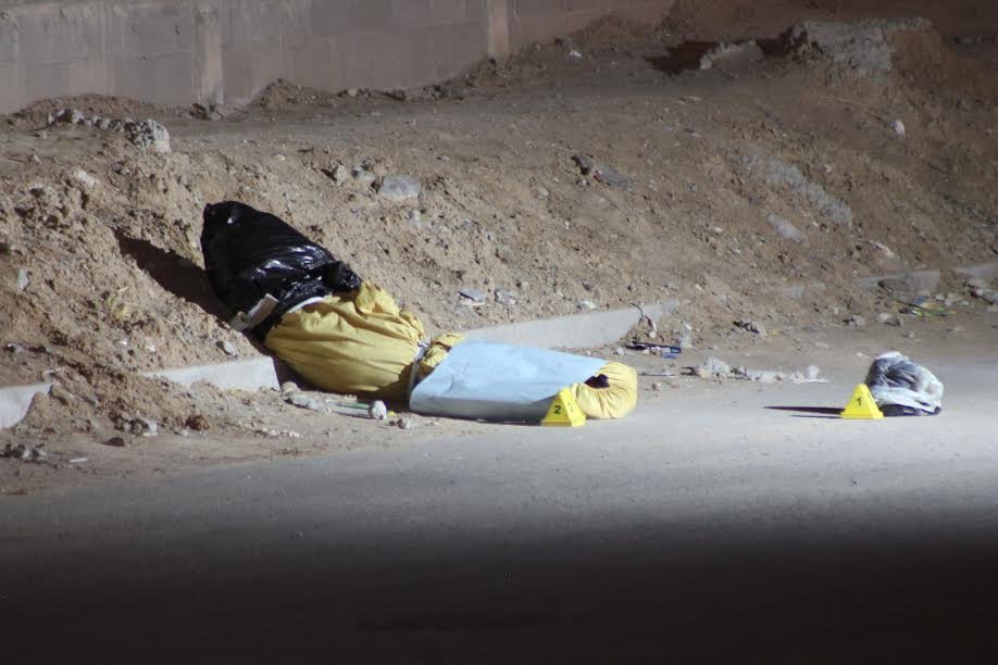 Cd. Juárez: Dejan cuerpo decapitado con mensaje