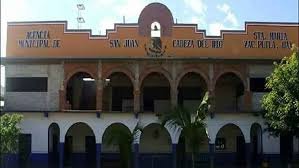 Habitantes de san juan cabeza del río liberan a funcionarios municipales