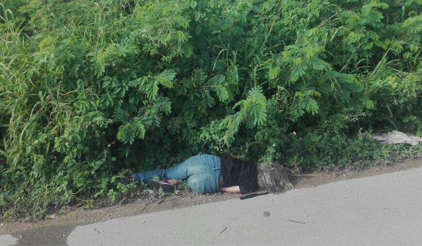 Una mujer de la tercera edad fue estrangulada y su cuerpo arrojado en la carretera Mérida-Valladolid