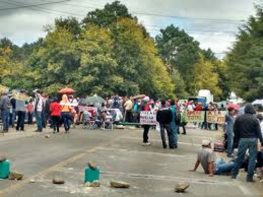 Manifiesta ciudadana creciente malestar por bloqueos y manifestaciones