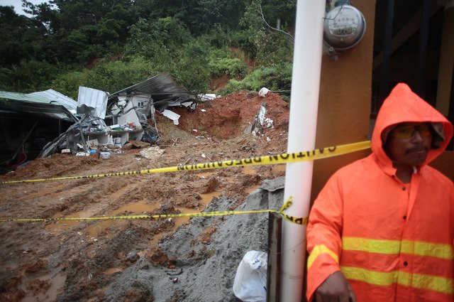 ‘Otto’ deja tres muertos en Panamá; Costa Rica y Nicaragua en alerta