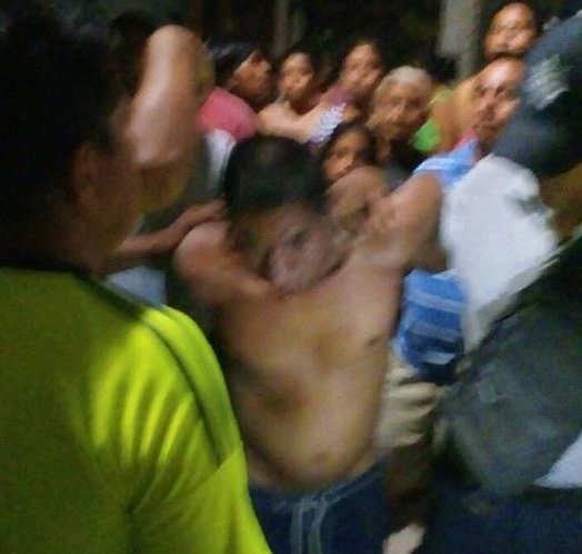 Lo intentan lichar por intentar violar a una joven en Pochutla