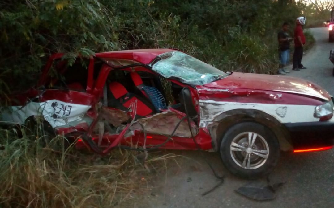 Fallecen hermanas en accidente en la carretera federal 175