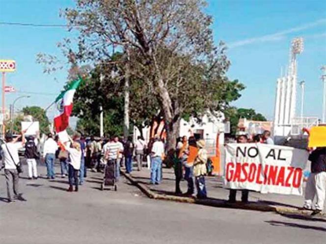 Por segundo día consecutivo continúan protestas por ‘gasolinazo’