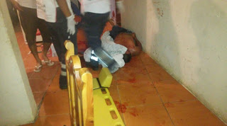 Un joven estudiante del Cobao fue baleado en su domicilio cuando salió a investigar por qué ladraban los perros;