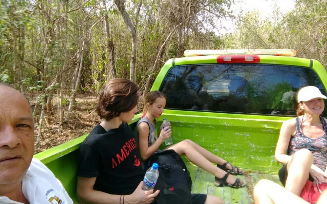 Familia extraviada en el parque nacional Huatulco