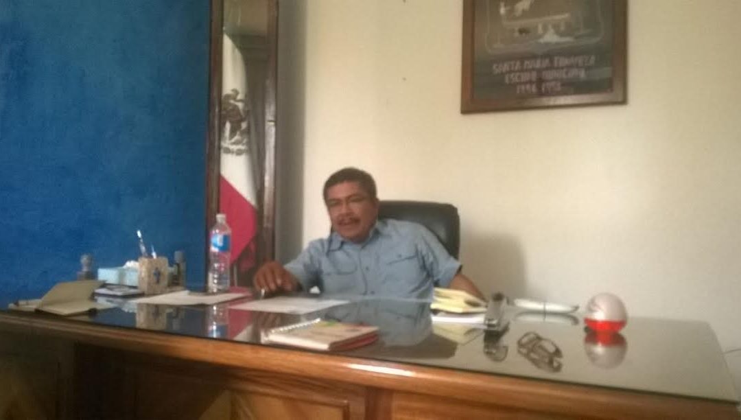 Recibe un ayuntamiento de cabeza: JMLM