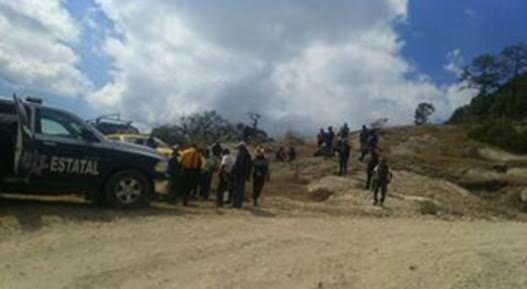 Apoya policía estatal en combate contra incendio en la Mixteca