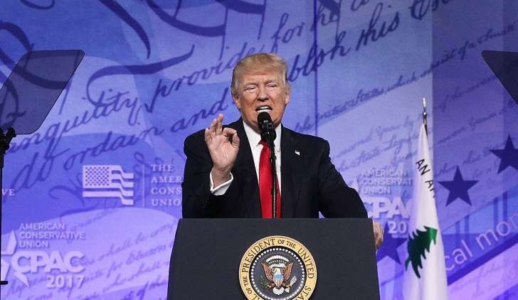 Donald Trump adelanta la construcción del muro fronterizo con México