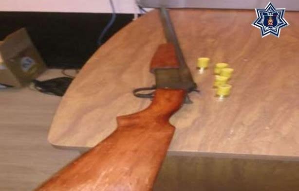 En acciones separadas PE asegura 3 armas de fuego y detienen a dos sujetos
