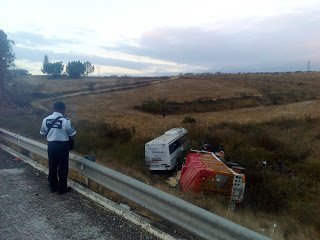Más de 20 heridos deja salida de autobús en la Oaxaca-Cuacnopalan